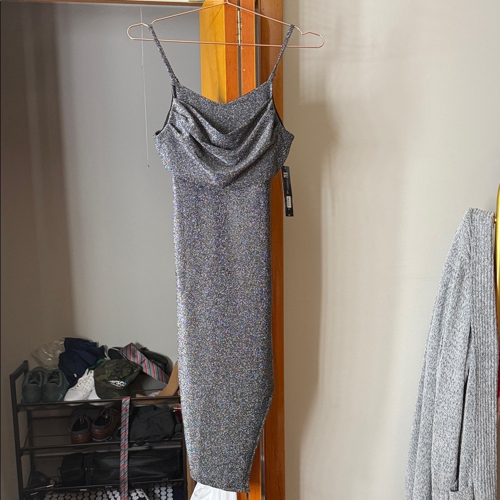 Chic Gray Glitter Midi Dress